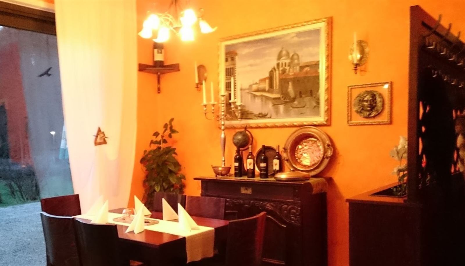 Gastraum des Ristorante Da Vinci